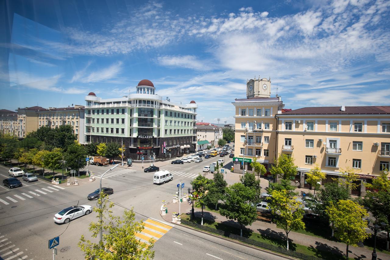 Central City Hotel Grozny Exterior photo